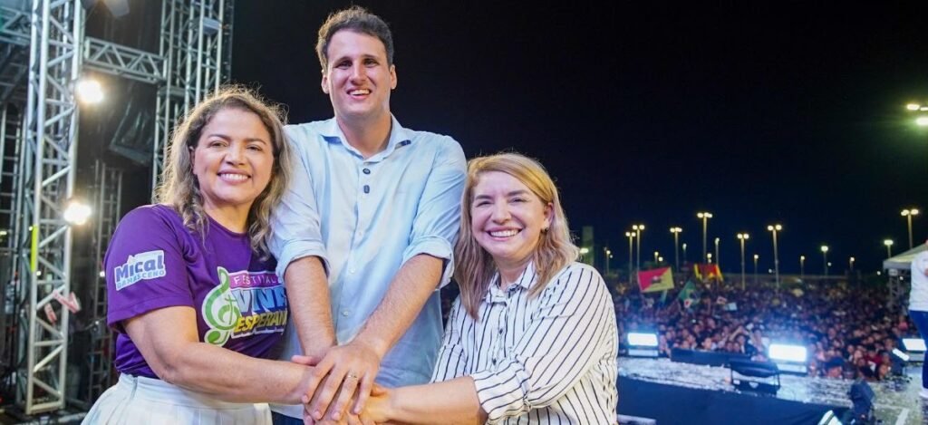 Iracema Vale prestigia abertura do Festival Viva Esperança