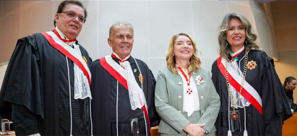 Iracema Vale é condecorada com a mais alta honraria do Tribunal Regional do Trabalho da 16ª Região