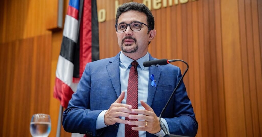 “Palhaçada escrita em juridiquês”, afirma Yglésio sobre reclamação do PCdoB no STF