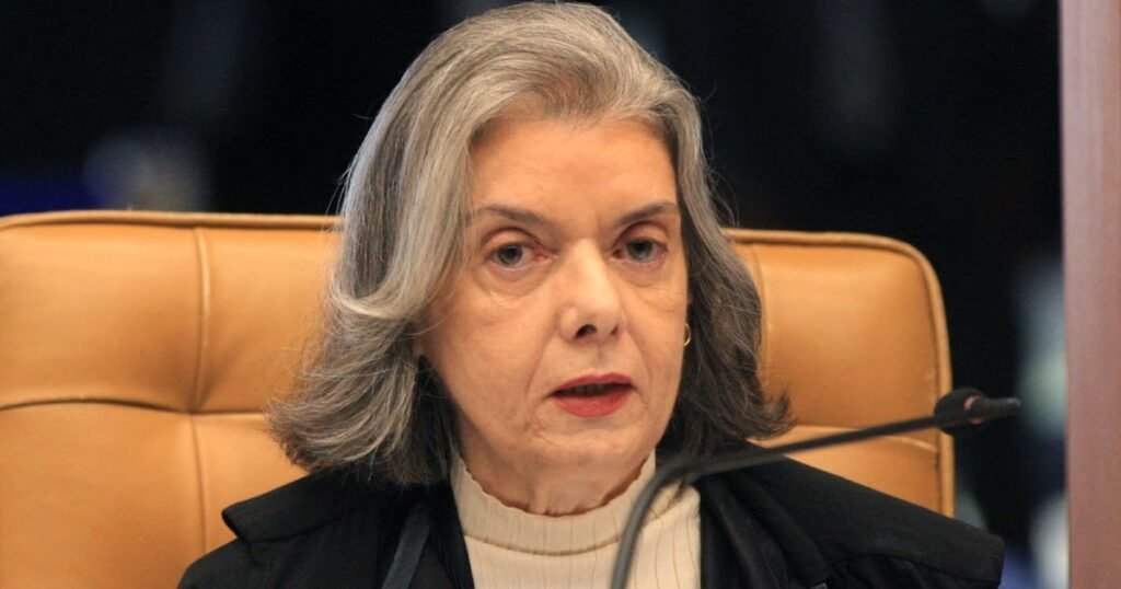 Ministra Cármen Lúcia rejeita denúncia do PCdoB sobre voto filmado em ação que trata da eleição da Assembleia