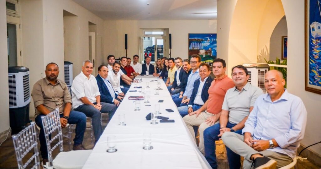 Em reunião com Brandão, partidos declaram apoio a Orleans como pré-candidato ao governo