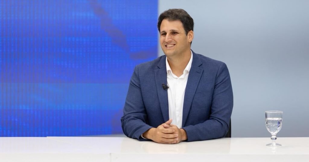 “Fizemos muito e vamos fazer muito mais pelo Maranhão”, afirma Orleans em entrevista