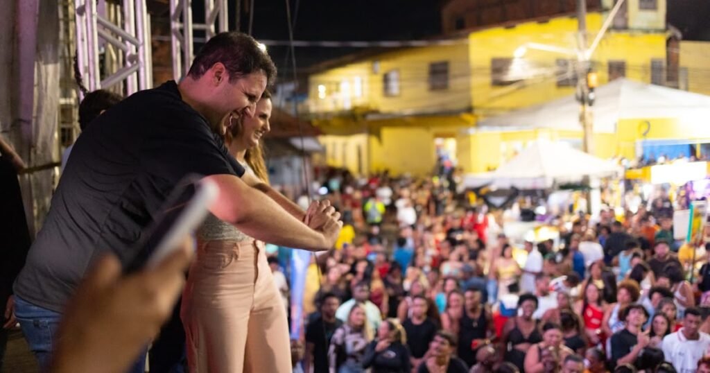 Em homenagens às mães, Orleans Brandão reafirma compromisso de trabalhar por São Luís