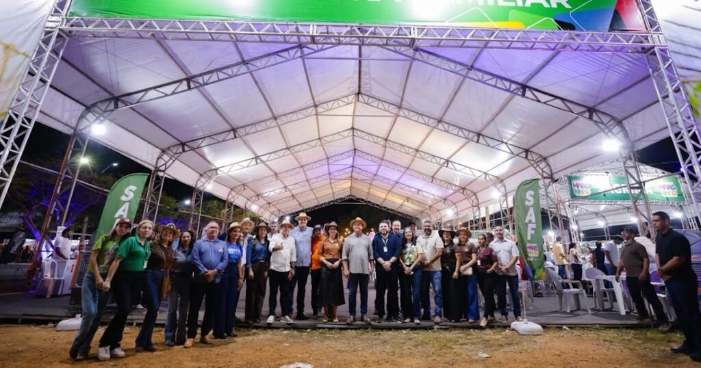 Orleans Brandão prestigia AgroBalsas e destaca importância de investimentos no agronegócio e no empreendedorismo maranhense Orleans Brandão prestigia AgroBalsas e destaca importância de investimentos no agronegócio e no empreendedorismo maranhense