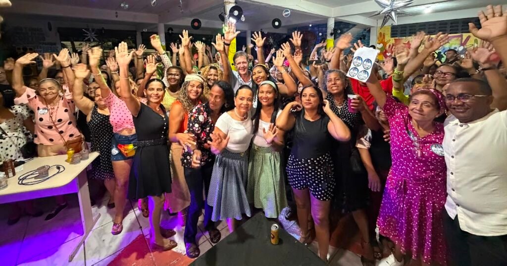 Concita Pinto promove Baile Retrô e reúne lideranças em noite de confraternização