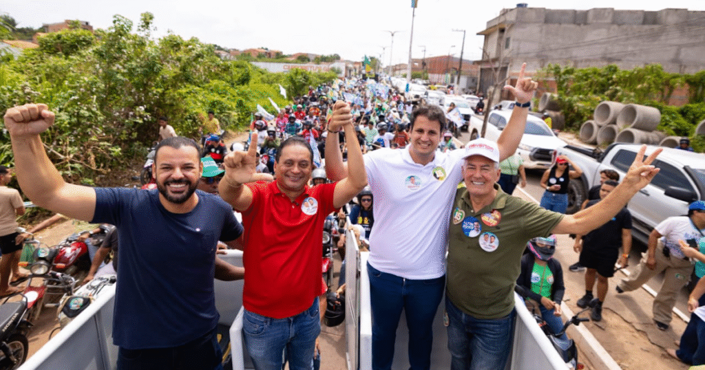 Orleans Brandão reúne lideranças e garante conclusão da estrada entre Viana e Pedro do Rosário Orleans Brandão reúne lideranças e garante conclusão da estrada entre Viana e Pedro do Rosário